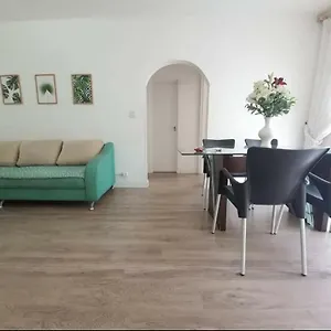 Belo Apartamento Na Avenida Brasil Apartamento